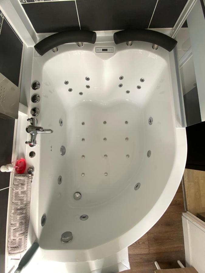 Les Appartements D'Au Coin Du Spa Boulogne-sur-Mer Ngoại thất bức ảnh