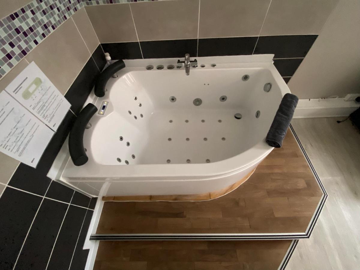 Les Appartements D'Au Coin Du Spa Boulogne-sur-Mer Ngoại thất bức ảnh